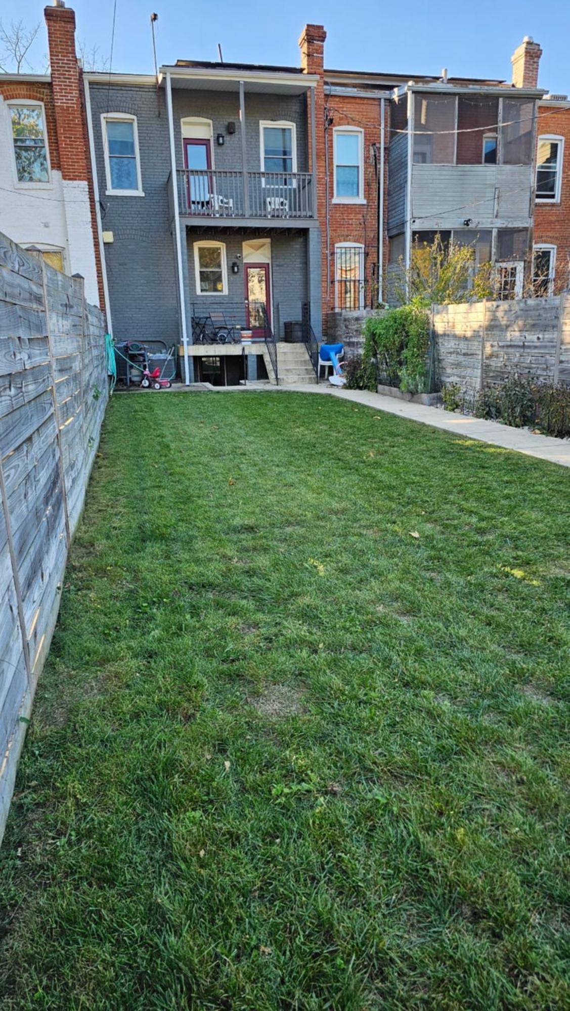 English Basement Suite: Metro-Adjacent Petworth Retreat with Parking Washington Exterior photo