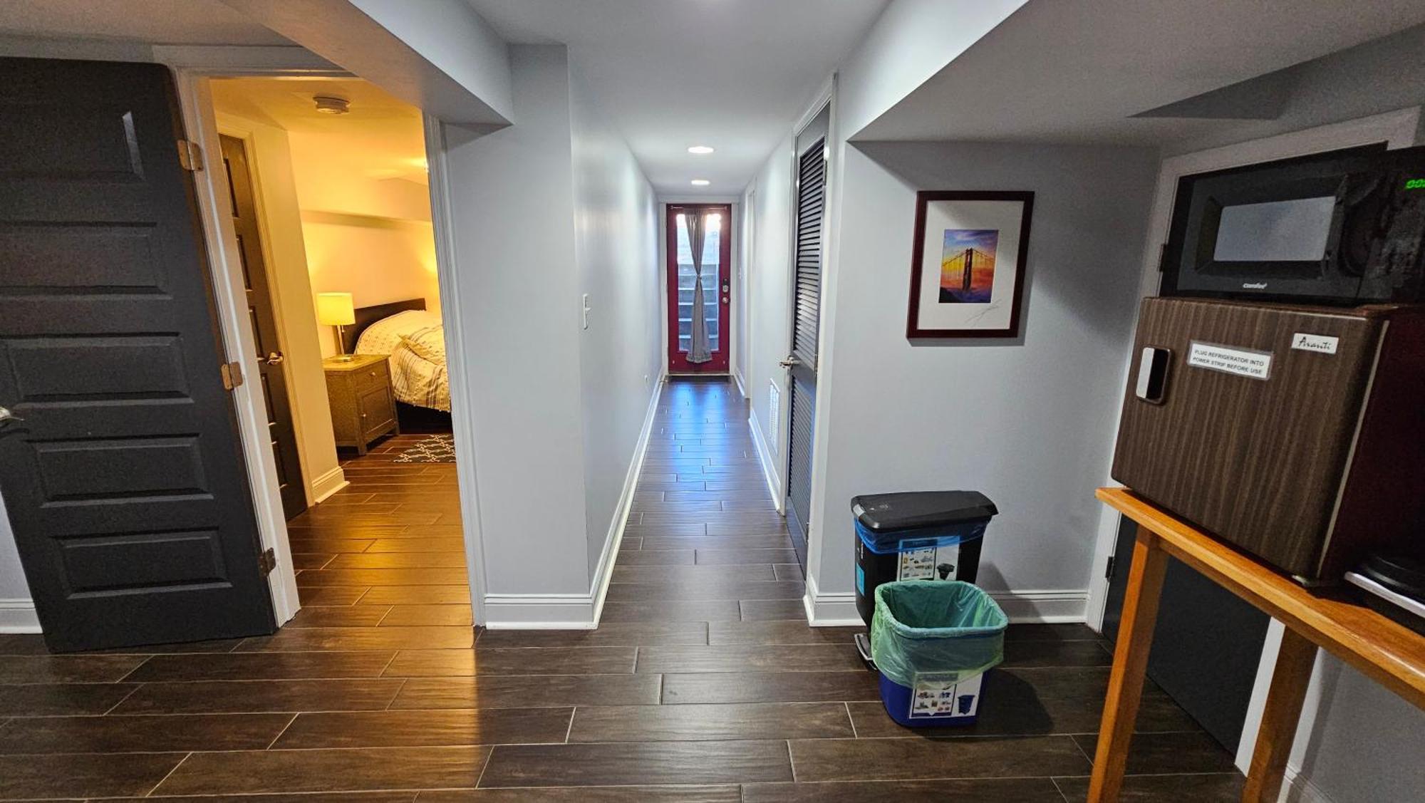English Basement Suite: Metro-Adjacent Petworth Retreat with Parking Washington Exterior photo